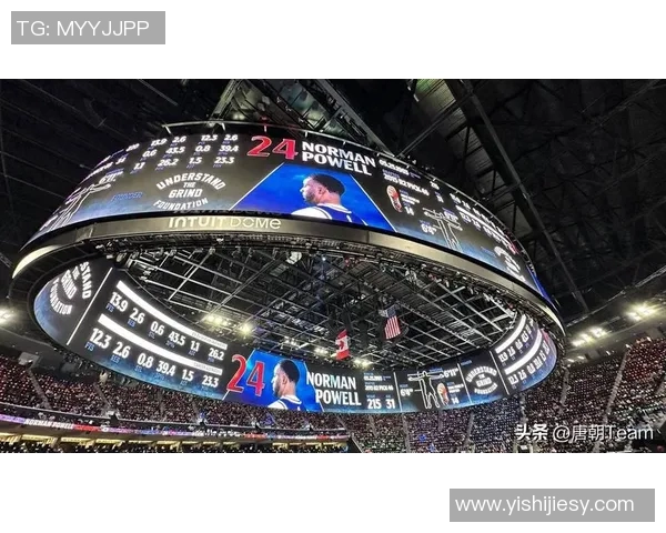 快船与爵士季后赛激战回顾及比分分析全景展现