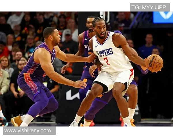 快船与尼克斯2013年激战回顾：经典对决与球星表现的精彩瞬间