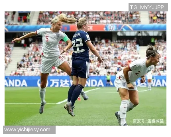 苏格兰女足与英格兰女足的激烈对决揭示了女子足球的崛起与未来发展潜力 苏格兰女足与英格兰女足的激烈对决揭示了女子足球的崛起与未来发展潜力