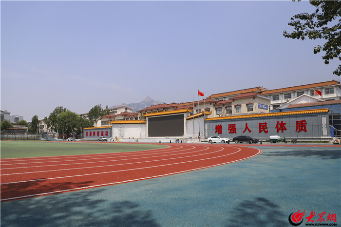 泰安林校操场升级改制完结期近 局部场合将提前怒天博放(图6)